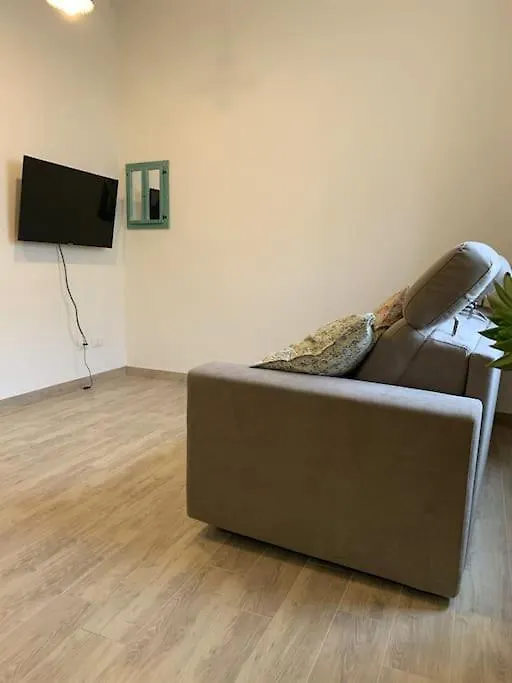 Nuovissimo A 300 Mt Dalle Mura Con Posto Auto Lucca Holiday home